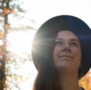 Meet your Posher, Dana